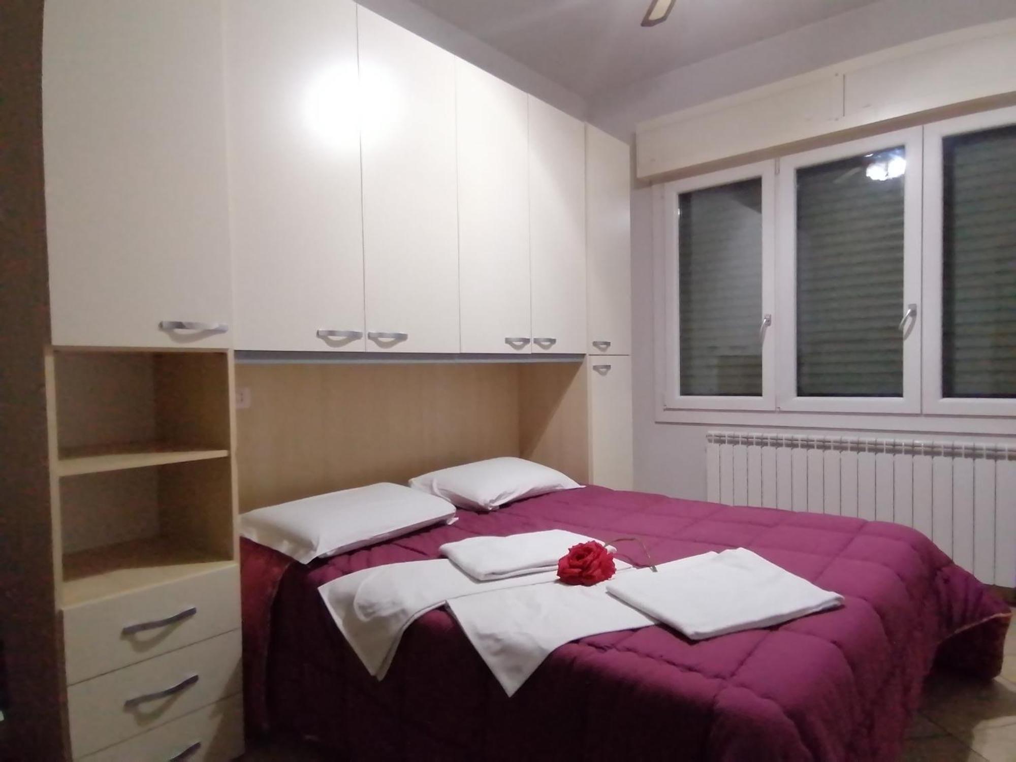Villa Glori Affitto Camere Monolocali Carpi Eksteriør billede